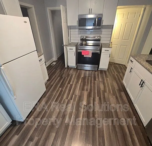 57 Wisconsin Ave — Photo 14