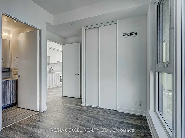 5 Buttermill Ave #4910 — Photo 5