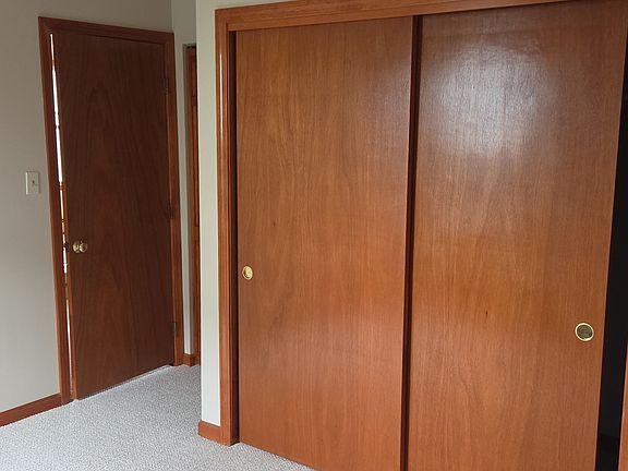 4th image of 18 Pitman St #1