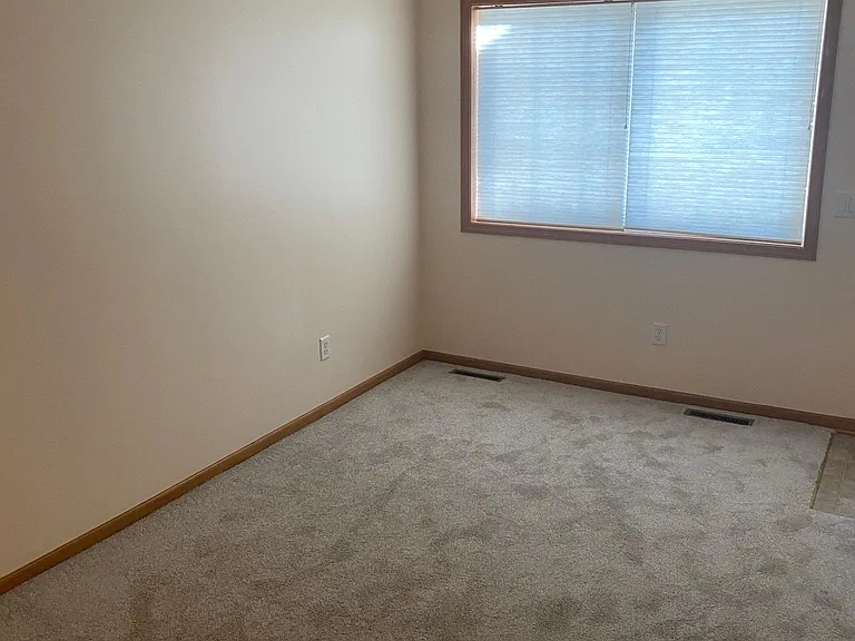 3283 Coleshire Path — Photo 10