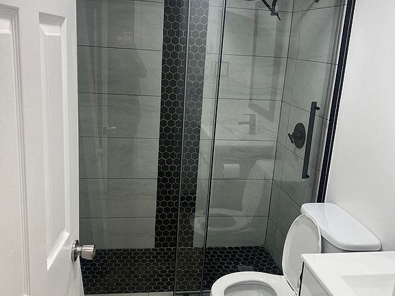 5th image of 6043 10th Avenue N #129