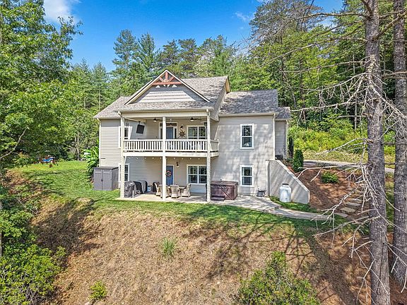 2nd image of 12 Preserve Mountain Cir