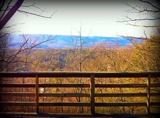1089 Fairway Dr, Basye, VA 22810