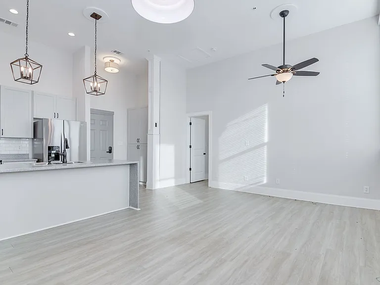 164 N Louisville St #2 — Photo 27