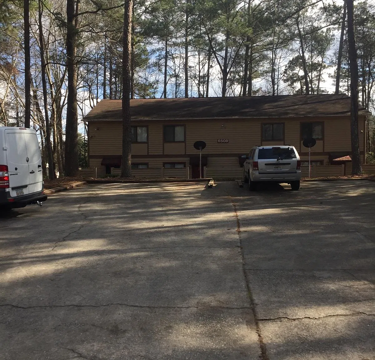 2 bed, 2.5 bath, $1,350 — Photo 1