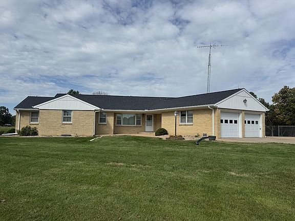 3rd image of 36043 Highway 36