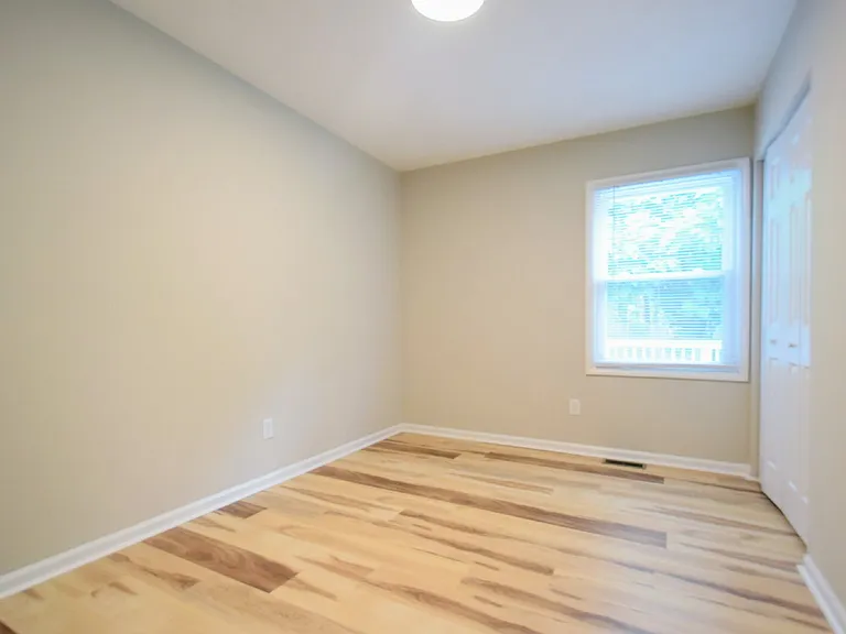 4408 Chesterbrook Dr — Photo 9
