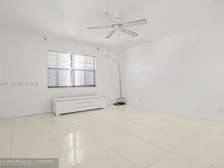 348 S Federal Hwy #31 — Photo 5