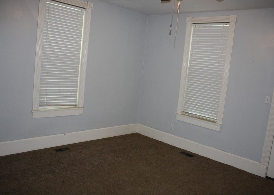2nd image of 9220 Hogue Rd