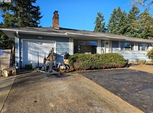 11757 SE Madison St, Portland, OR 97216