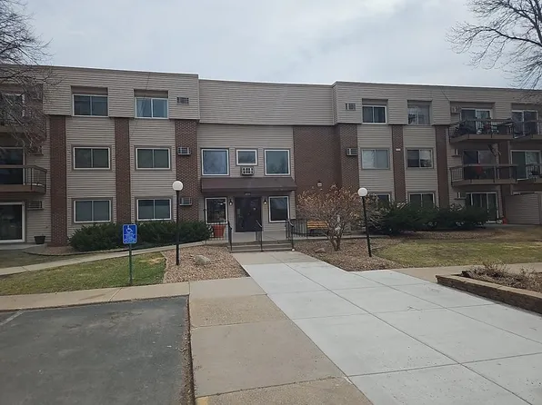 2800 Hillsboro Ave N APT 307, New Hope, MN 55427