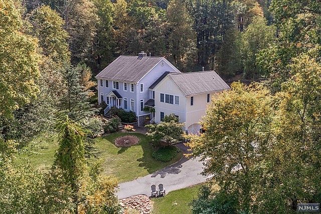 4 Lance Dr, Califon, NJ 07830 | Zillow