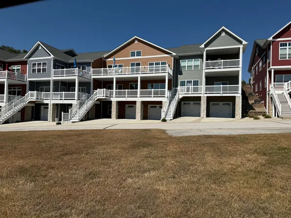 311 Mooring Pl, Grafton, IL 62037