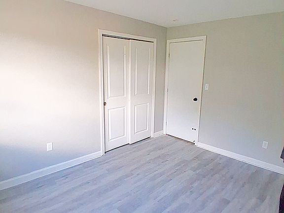 3rd image of 467 Allen St APT 504