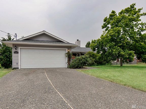 2008 updates, include vinyl siding and new roof.