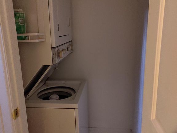 5th image of 2317 W Fayette St #2