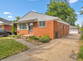 5957 N Vernon St, Dearborn Heights, MI