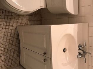 122 D St SE APT 3, Washington, DC 20003