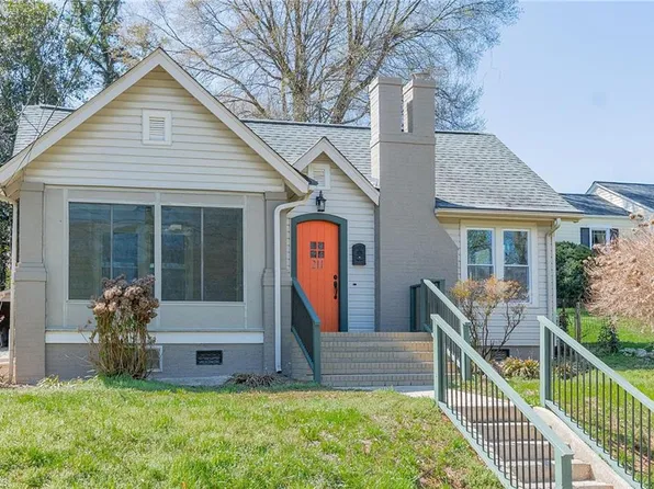 211 W 4th Ave, Lexington, NC 27292