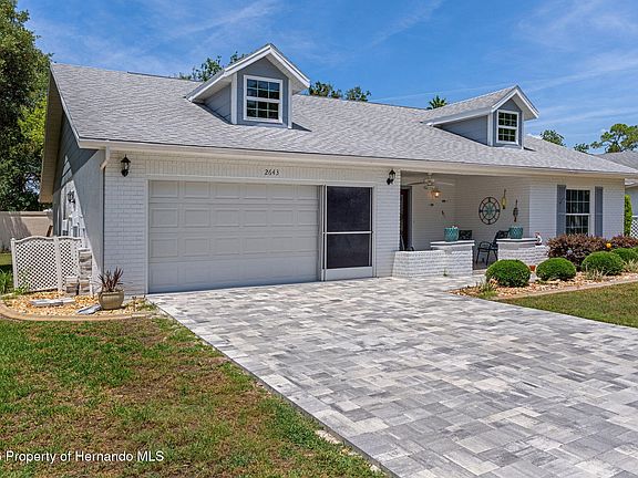 4th image of 2643 Royal Ridge Dr