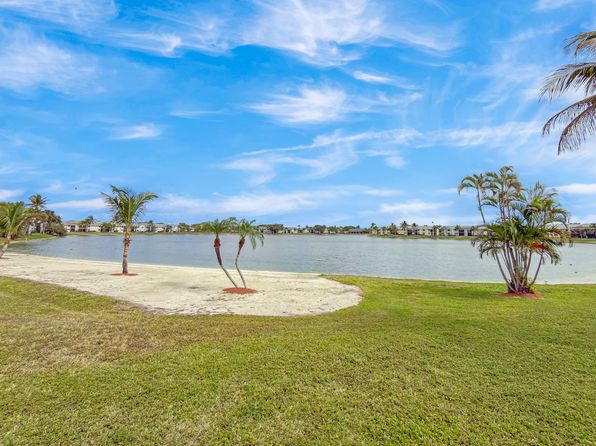 929 Hamilton Dr #960E