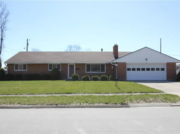 302 W Herr St, Englewood, OH 45322