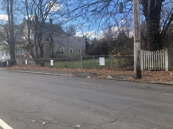 238-240 Norwell St, Dorchester, MA 02124