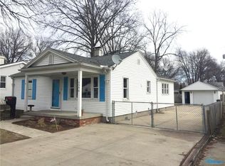5546 Clover Ln, Toledo, OH 43623