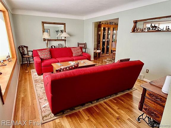 4th image of 29820 Apolonia Dr