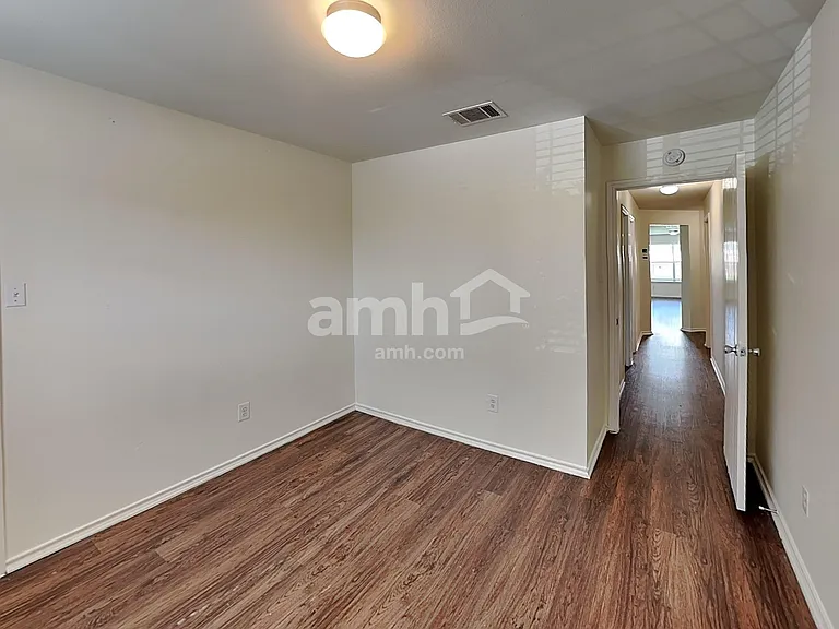 211 Remington Run — Photo 20