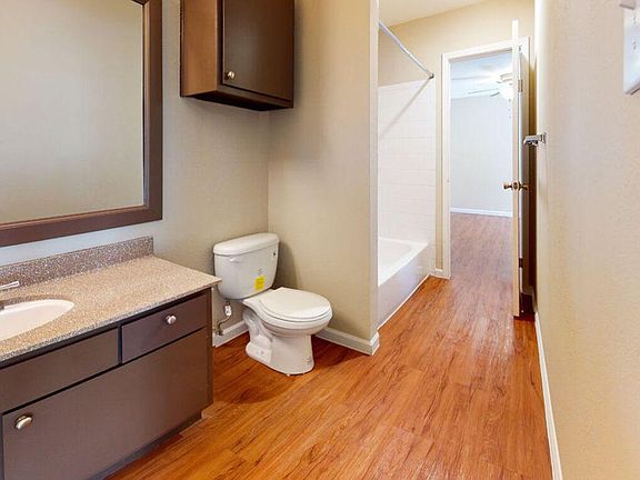 4th image of 1040 Camino La Costa