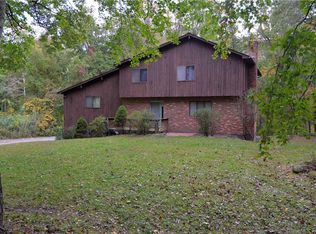 6 Arapaho Rd, Brookfield, CT 06804