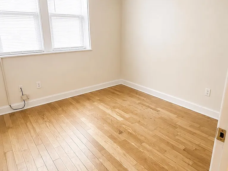 149 Bentley Ave #BS1 — Photo 2