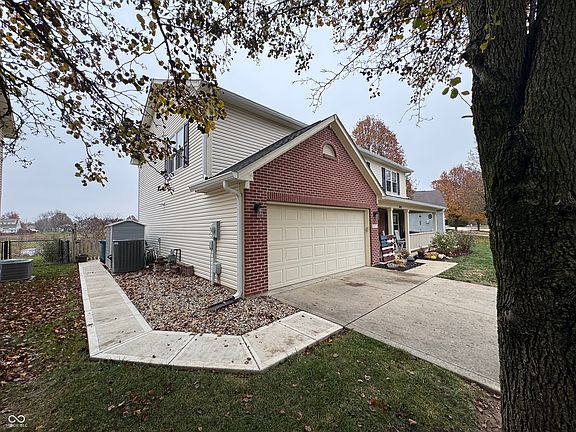 2nd image of 16711 Maraschino Dr