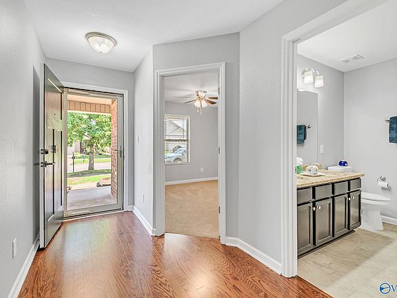 5th image of 505 Maple Cove Ln NW