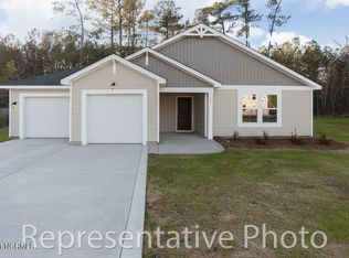 693 Landmark Cove Rd, Carolina Shores, NC 28467