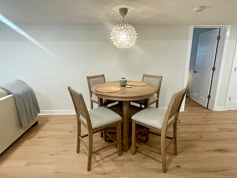 2442 Carrollton Ave #B — Photo 7