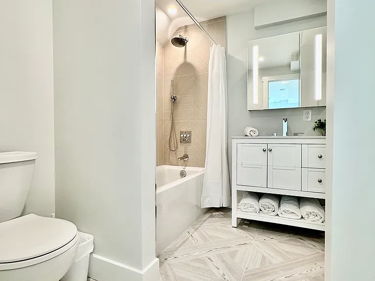 11 Lowell St #A — Photo 10