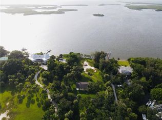 1101 Bayshore Dr, Terra Ceia, FL 34250