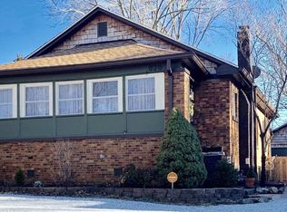 1020 E Sunshine St, Springfield, MO 65807