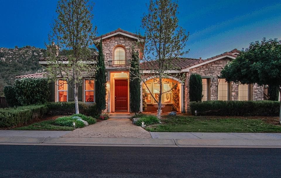 1st image of 27212 Saint Andrews Ln