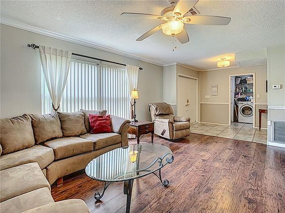 4th image of 20 Plover Pl