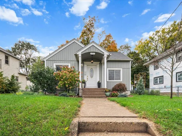 1417 Powers Ave NW, Grand Rapids, MI 49504