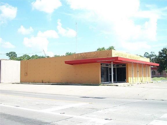 3rd image of 2001 Enterprise Blvd