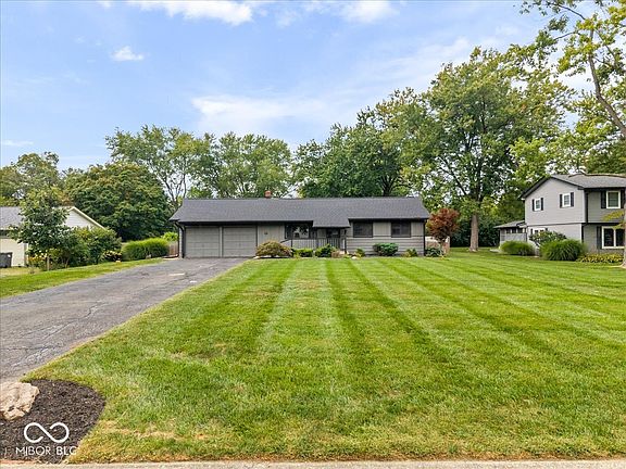 2nd image of 8016 Chiltern Dr