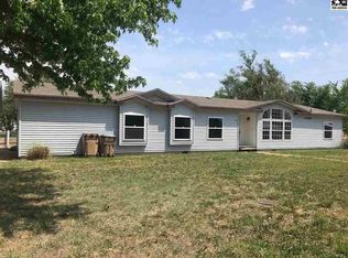 410 W Center St, Burrton, KS 67020