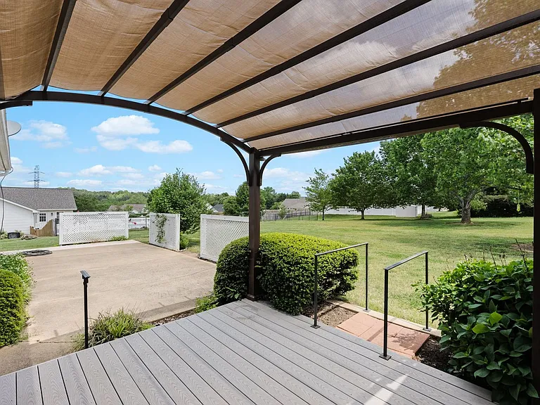124 Cornelson Dr — Photo 28