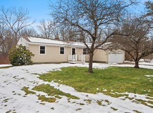 159 Matteson Rd, North Bennington, VT 05257