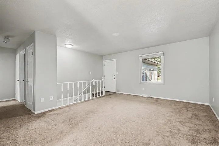 3 bed, 1440 sqft, $2,000 — Photo 4