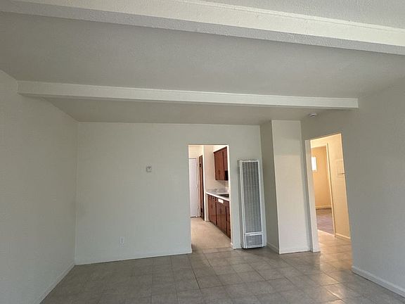3rd image of 513 E Myrtle Ave #A